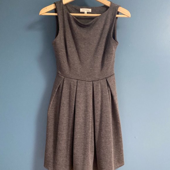 Grey Monteau pleated aline dress - Picture 1 of 5